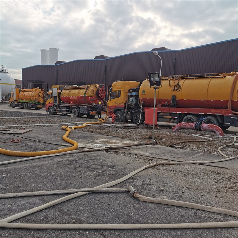 阜沙污水池清理